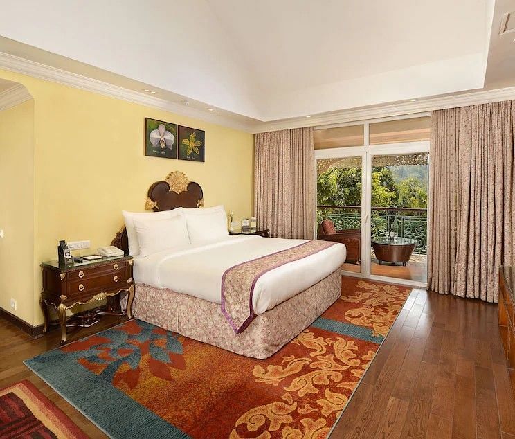 Grand Villa 1