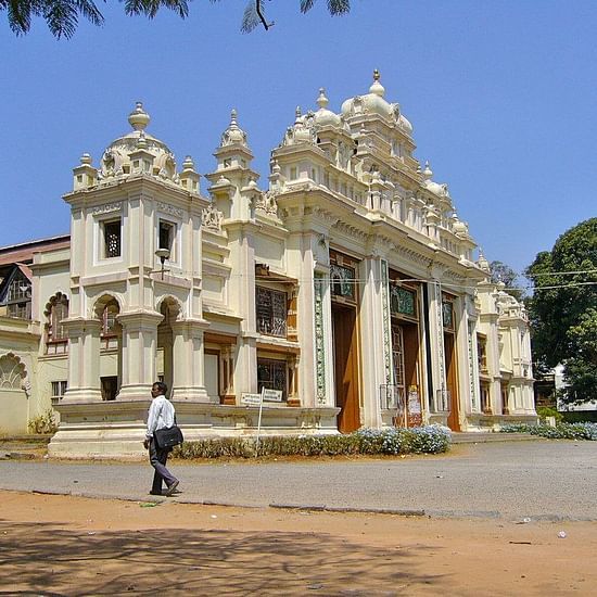 Hotel Southern Star Hassan Hassan Jaganmohan Palace