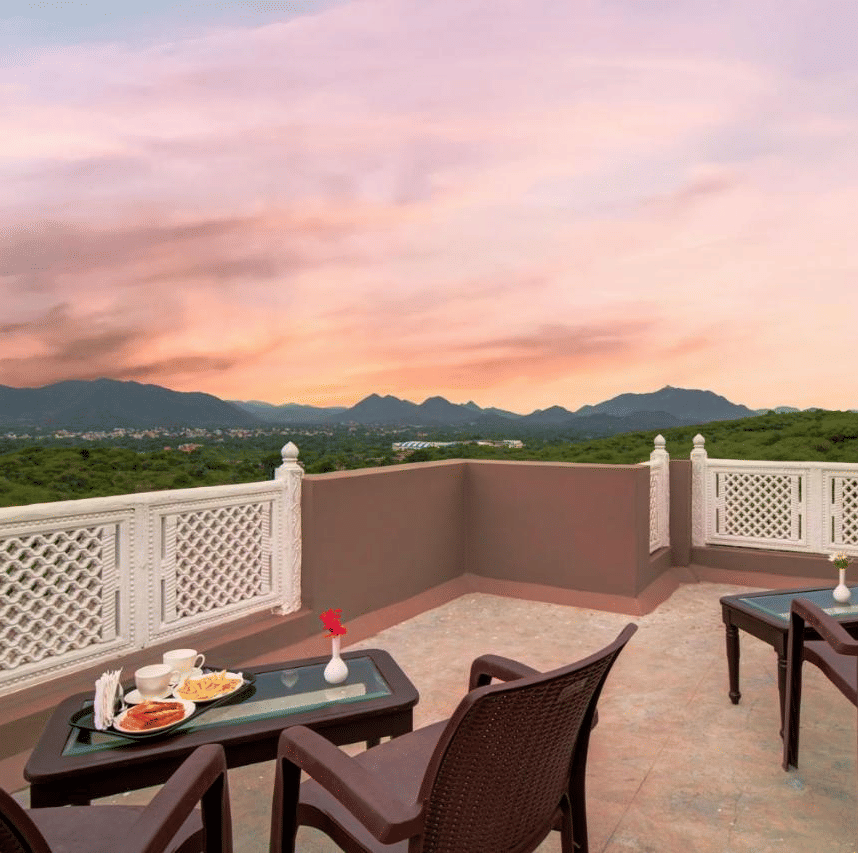 rooftop dining