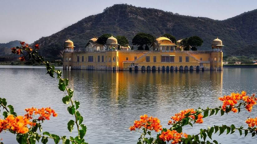 Jal Mahal, a famous tourist place in Jaipur 2