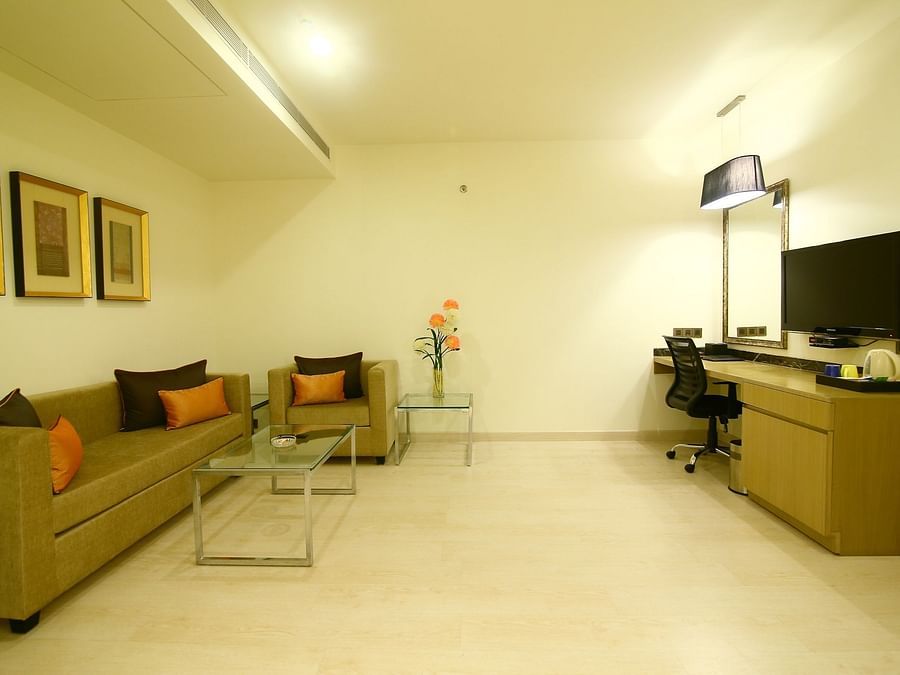 executive suite - living area