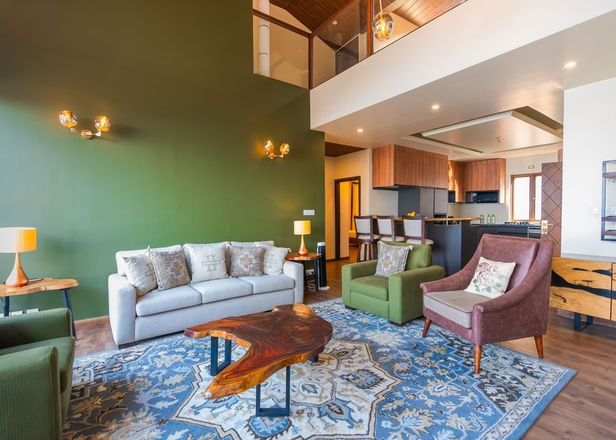 Executive Penthouse with Attic - 8
