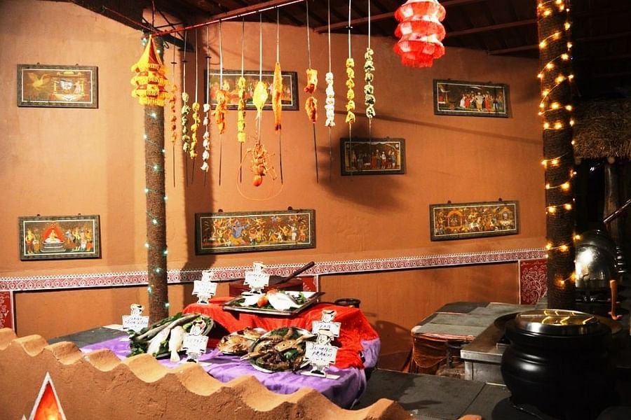 GAA Restaurant Mahodadhi Palace Beach View Heritage Hotel in Puri 7 f6fw6g