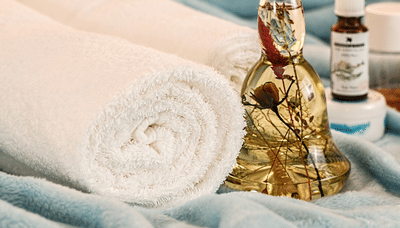 massage-therapy-1612308 1920 2