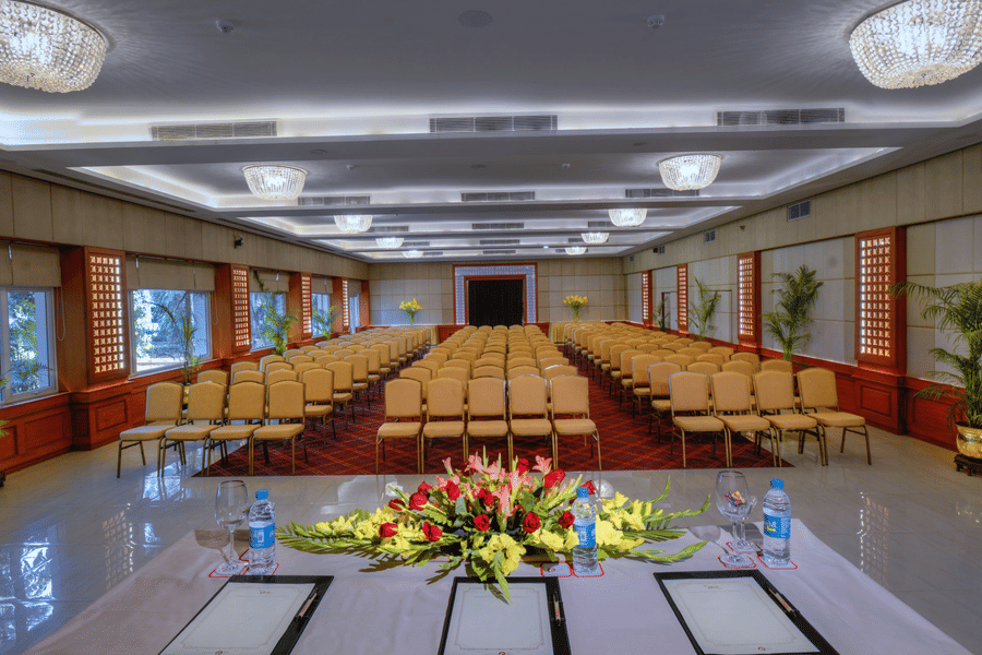 Clarks Varanasi - the sitting area of the conference hall in  Varanasi Cantonment Hotels 