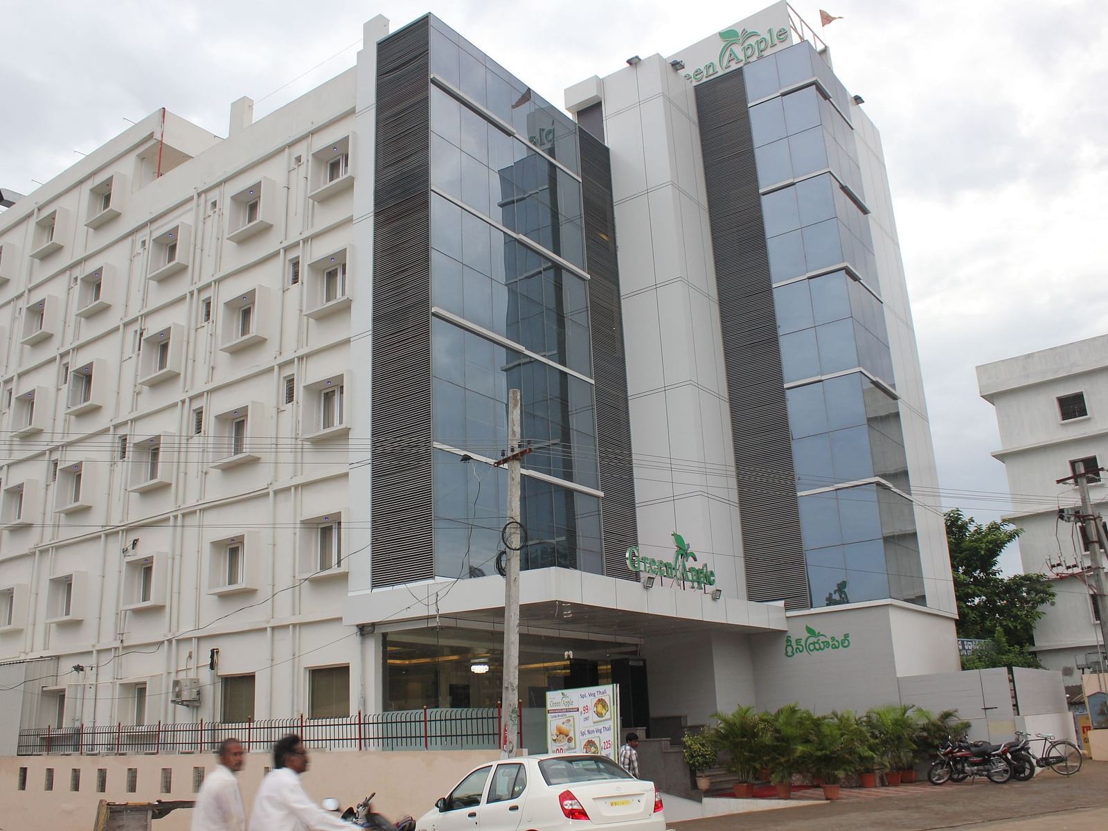 Image of Hotel Green Apple facade 
