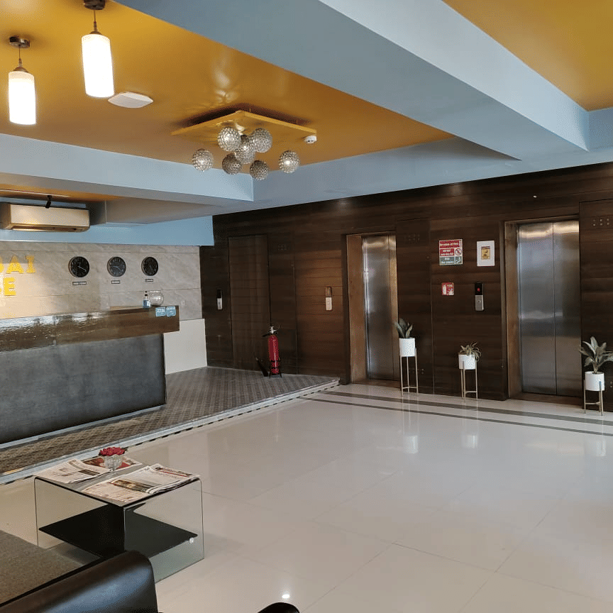 Lobby area of Hotel Mumbai House, Airoli
