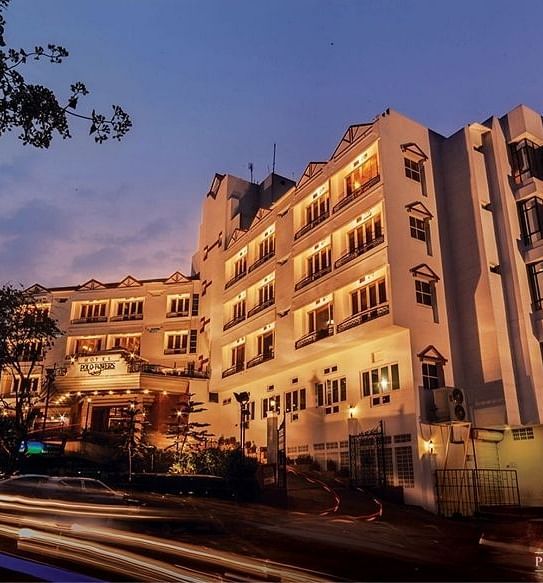 Hotel Polo Towers