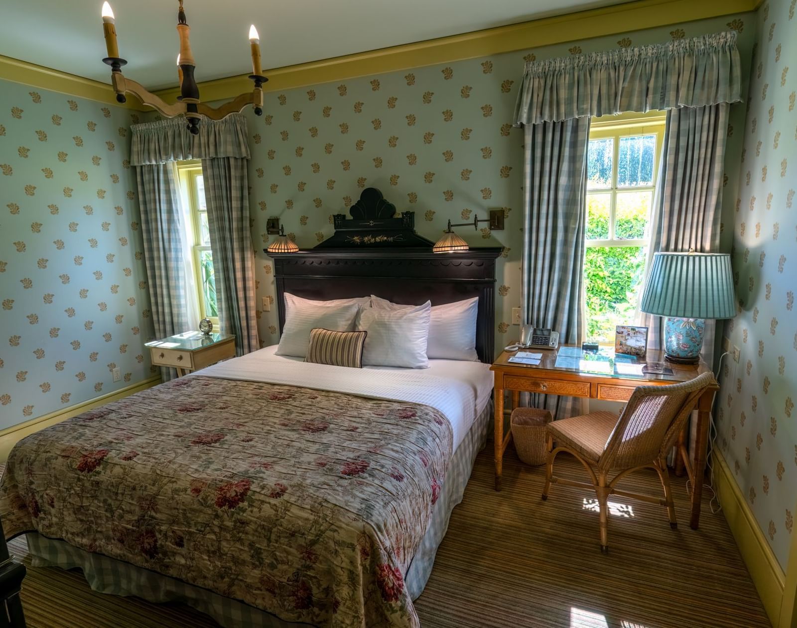 Farmhouse Suite Bedroom