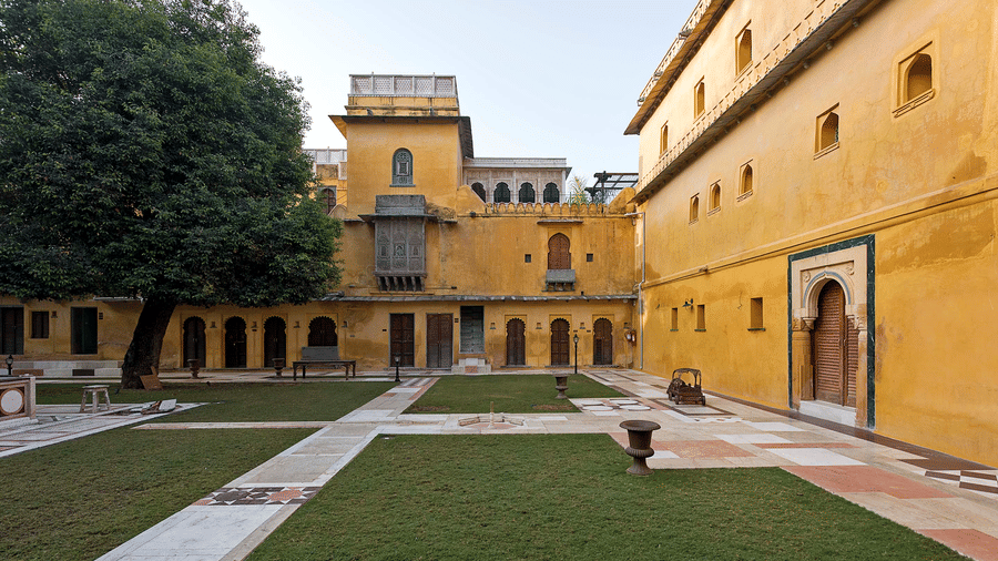 gogunda-palace-facade-13