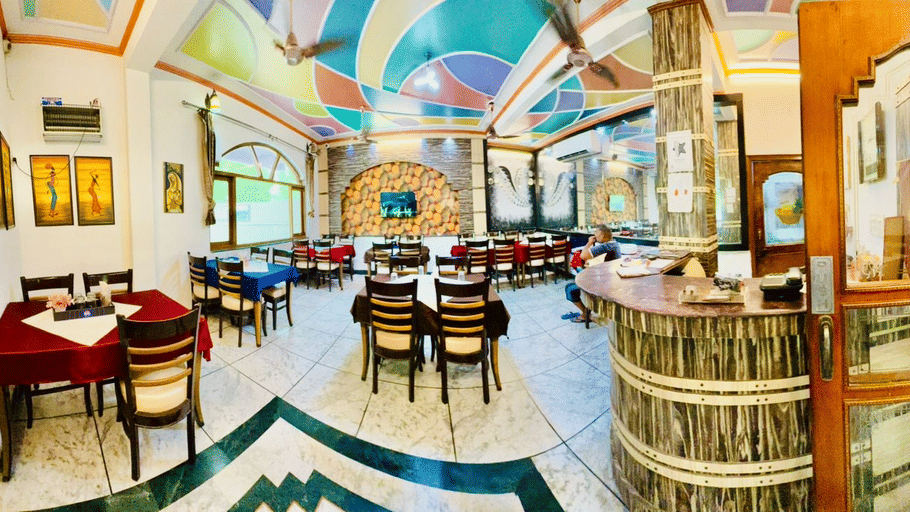 Dinning / Restaurant
