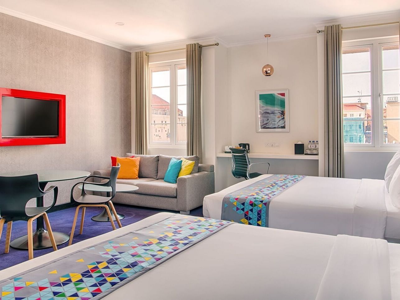 The Deluxe Family Room at Fairway Colombo