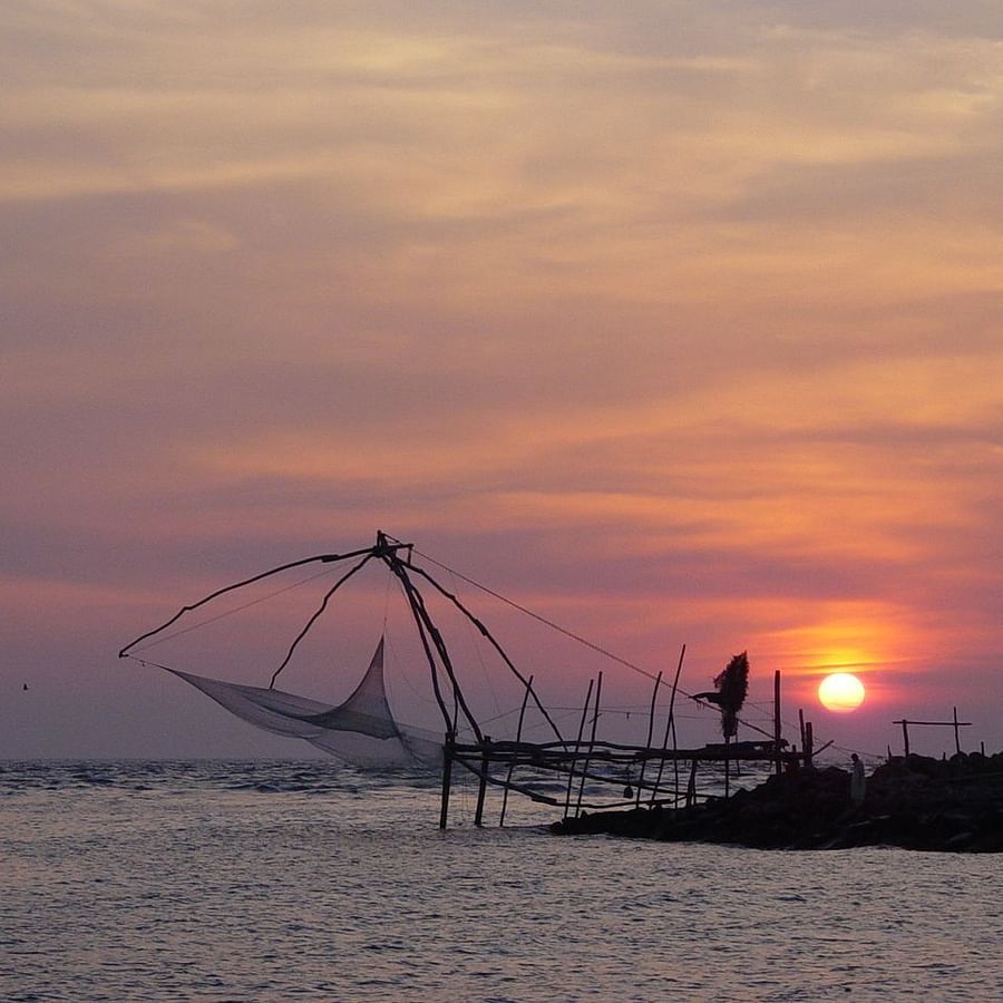 alt-text Munambam Beach, Sapphire Club Cherai Beach Villa, Places To See In Cherai