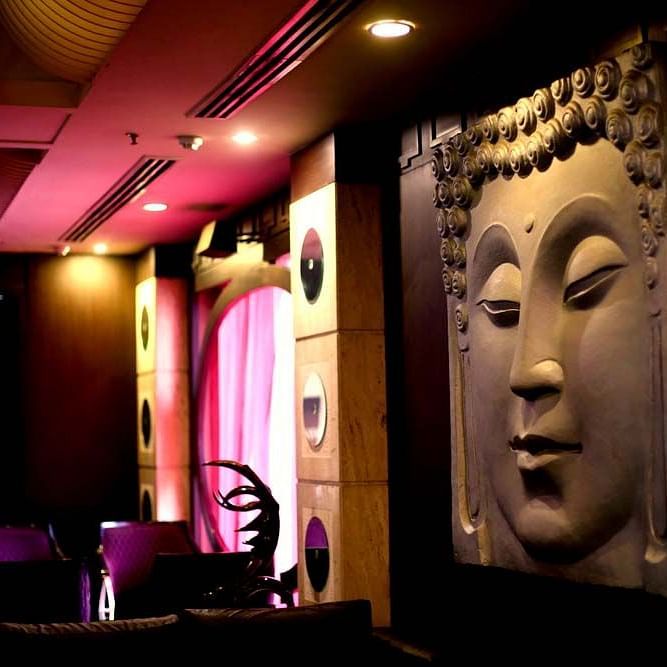 Shanghai Bar & Lounge, The Bristol Hotel Gurgaon, Evening In Gurgaon 3404