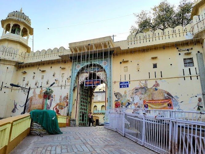 final Shrinathji Temple-Nathdwara Rajsaman11