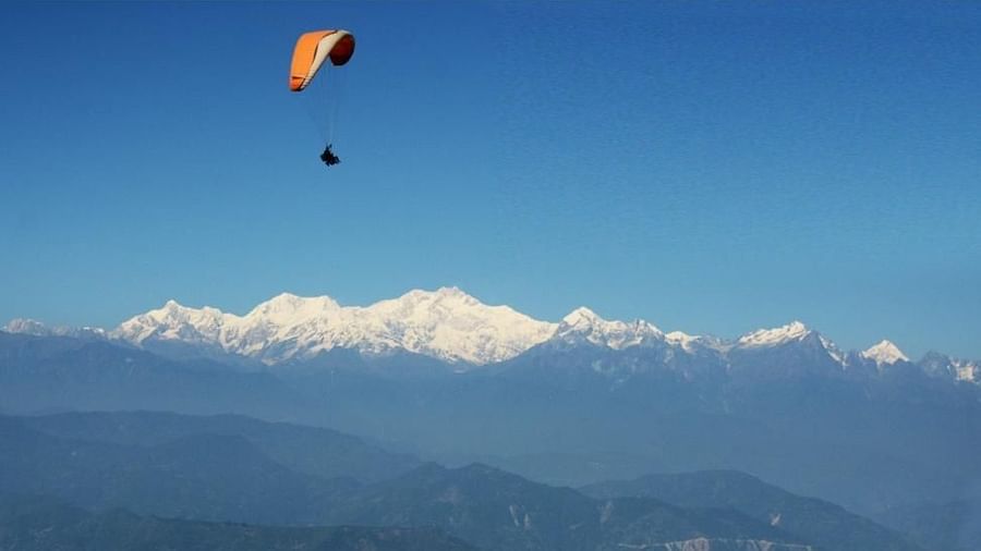 Central Hotels  paragliding Central Hotels Gangtok