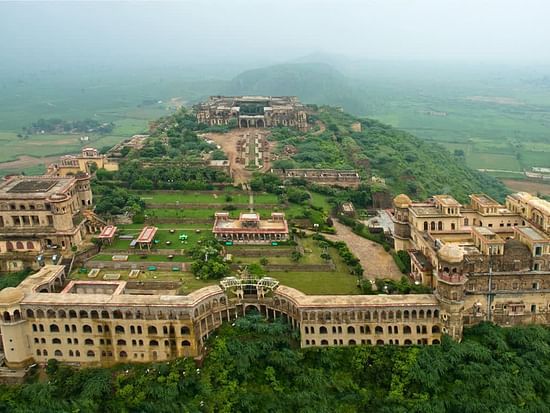 Tijara Fort-Palace - Aerial view of our hotel in alvar