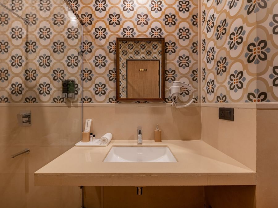 Bathroom- Deluxe - Hotels Near Chand Baori - Resorts Near Abhaneri-2