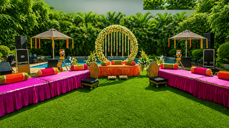 pool lawn