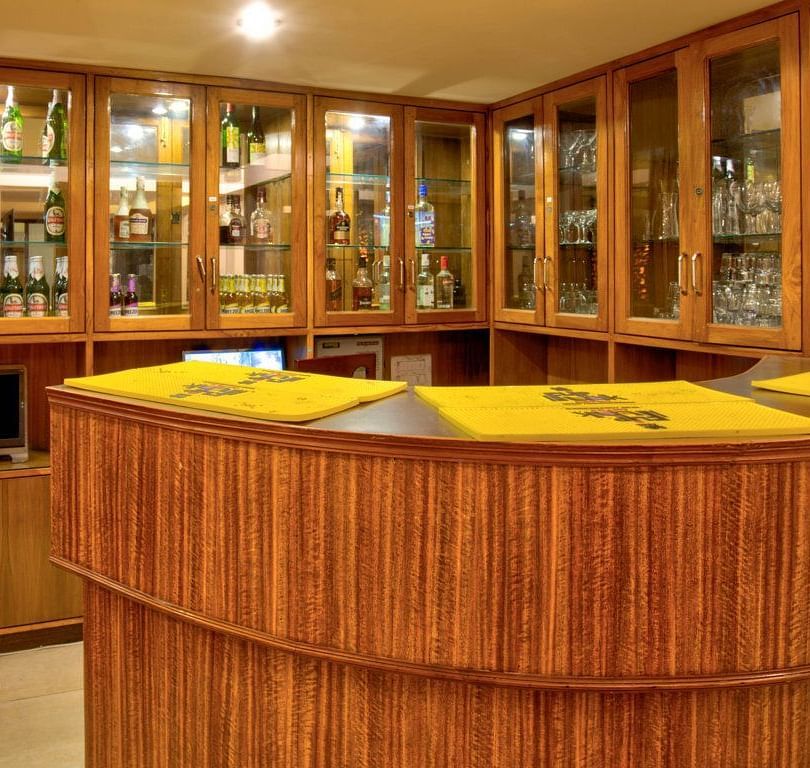 bar