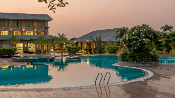 swimming-pool
