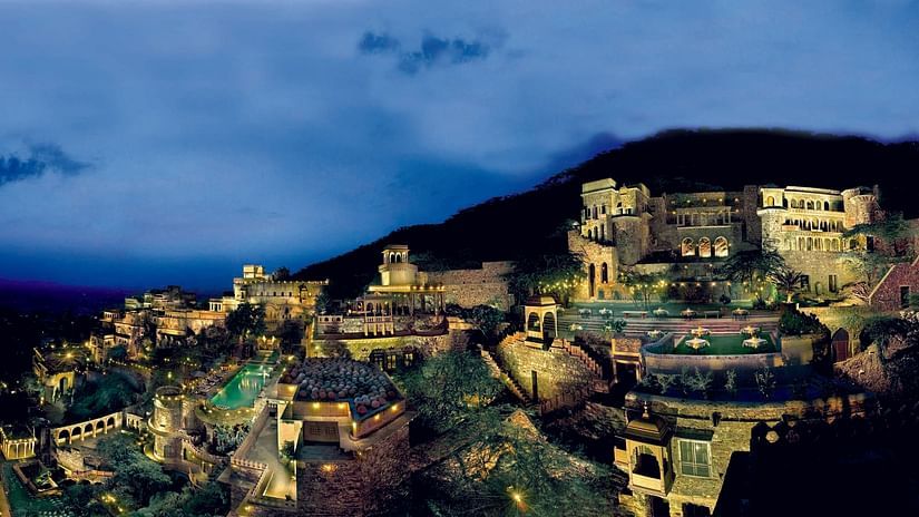 Neemrana Fort Palace Neemrana Facade Neemrana Fort Palace Neemrana Rajasthan 2