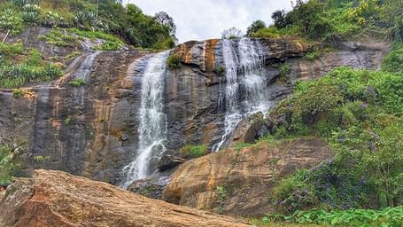 places-to-visit-ooty-tour-local-sightseeing-tour-package-kalhatty-waterfalls-ooty