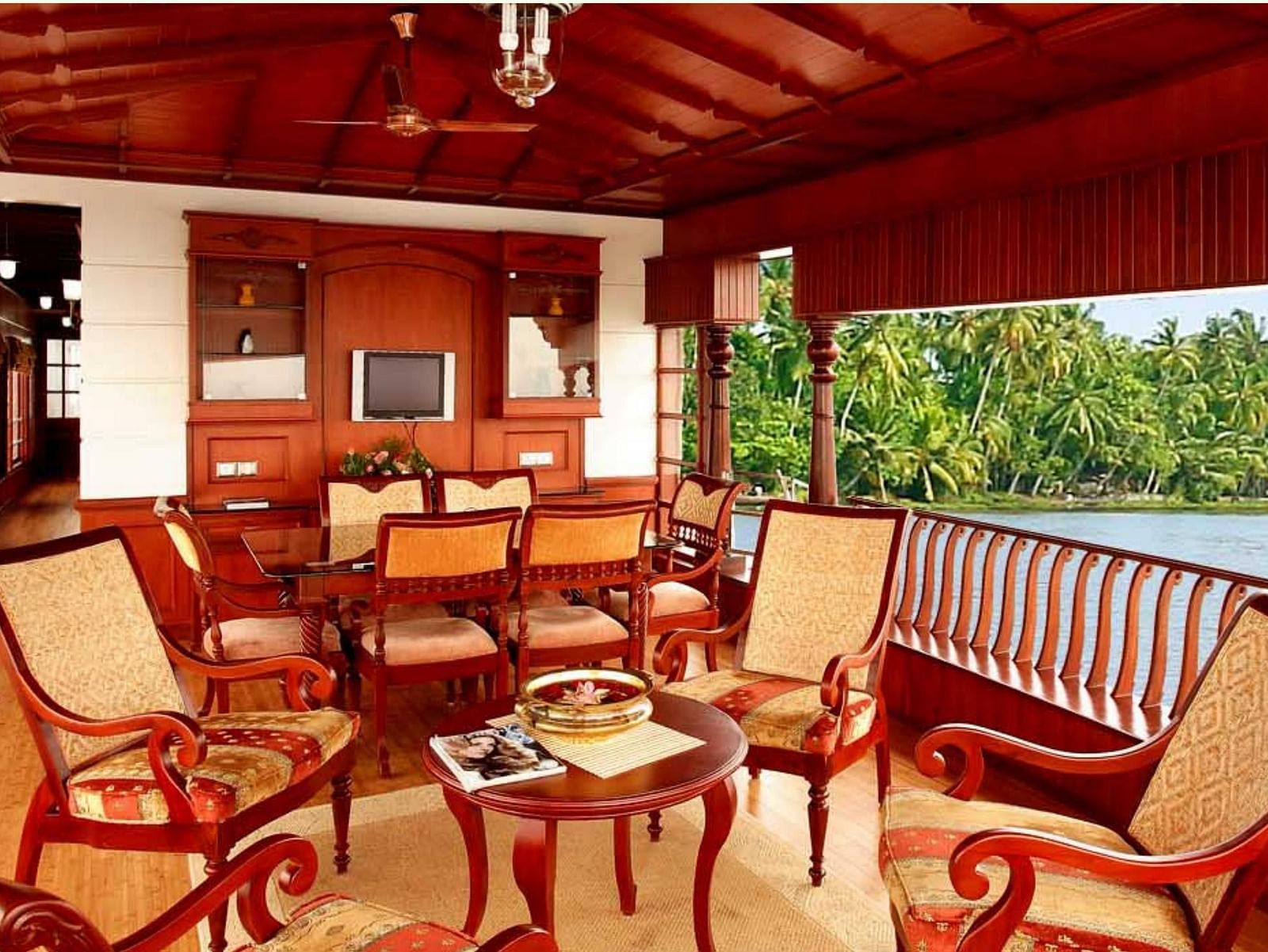 open-air lobby with classy furniture - Rhythm Kumarakom