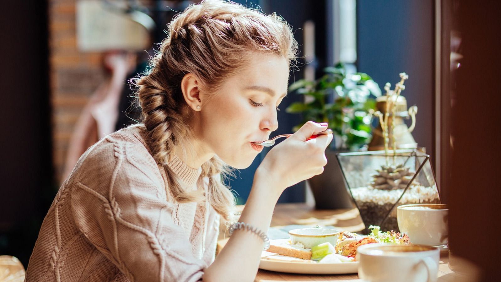 Magic-of-Eating-Alone-Female-Solo-traveler