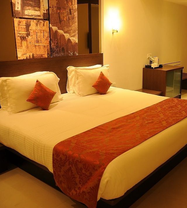 18 Superior Room