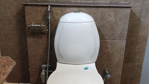 Washroom2