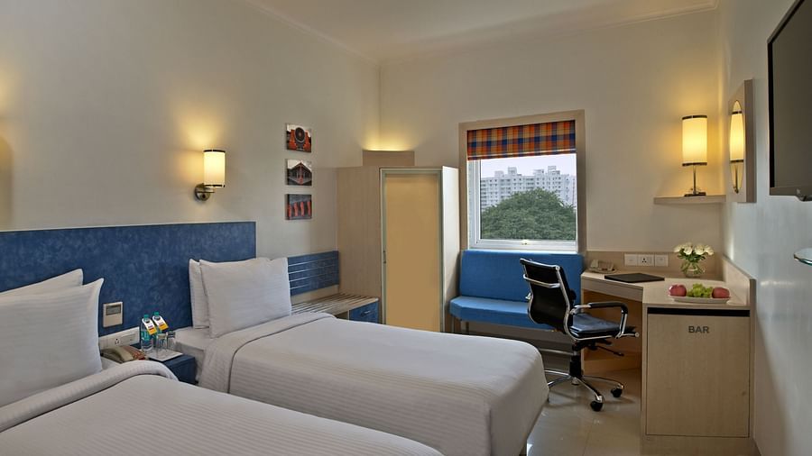 Superior Rooms Nirwana Hometel Jaipur l