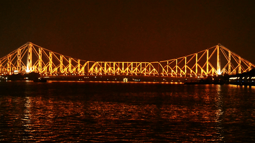 Howrah bridge at night