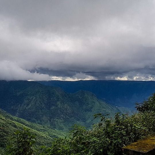 shillong-2844384 960 720 qltiln