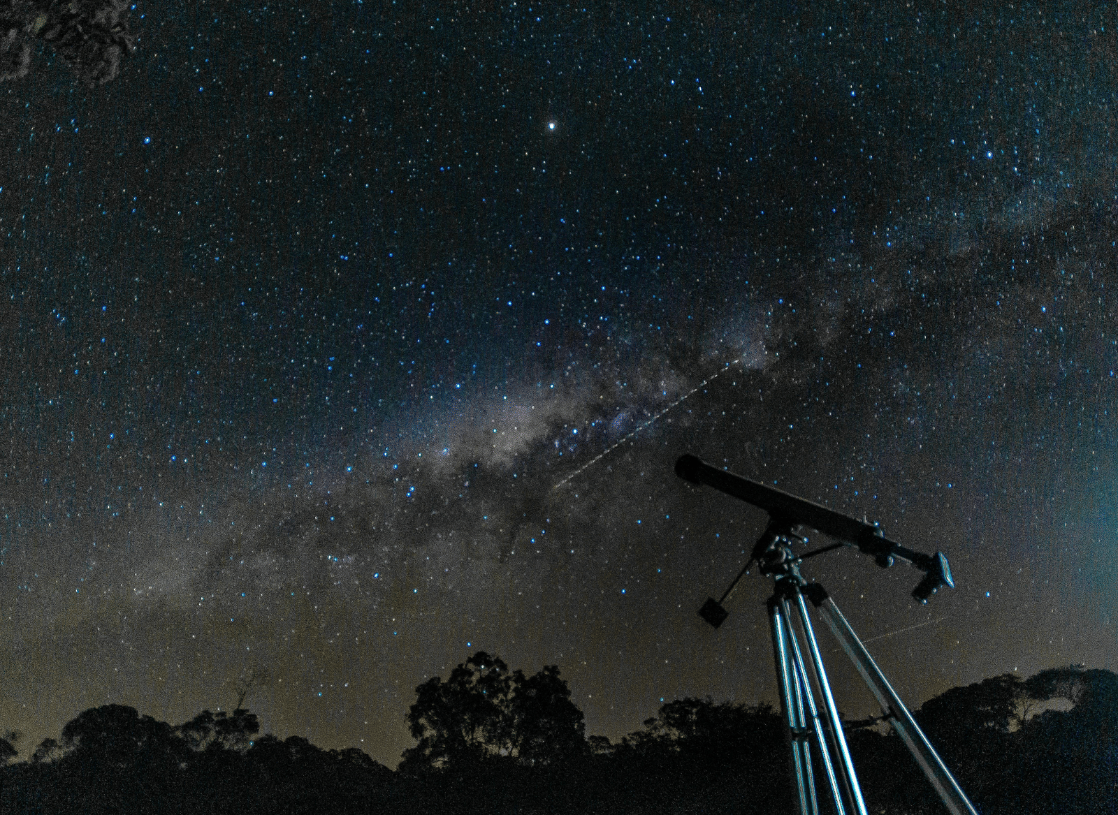 pexels-lucaspezeta-7387427