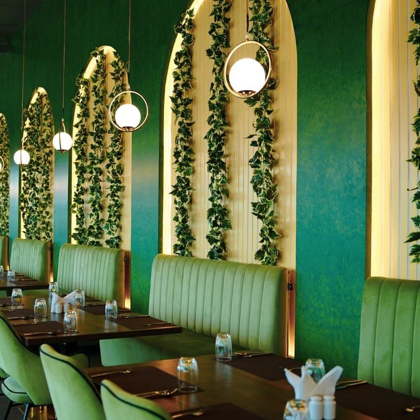 Dining5