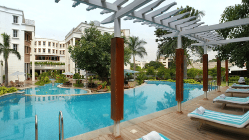 Swimming Pool with double deck