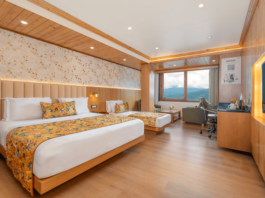 Premium triple view room