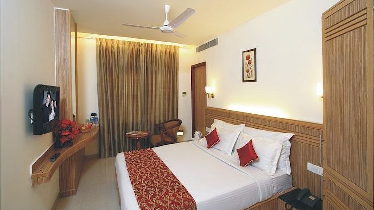 Deluxe Room Hotel Southern Regency Karol Bagh Delhi Hotel near Paharganj 2