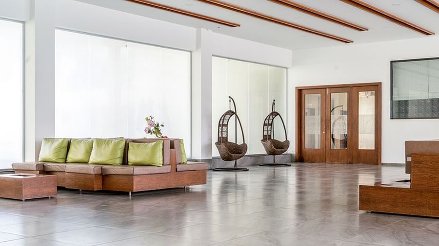 09 Pushpak Lobby2