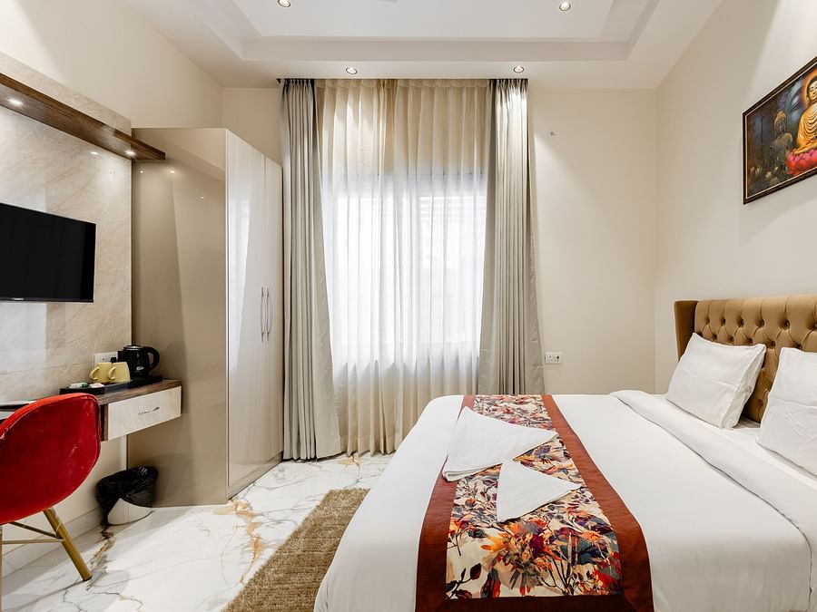 Lime Tree Noida-16