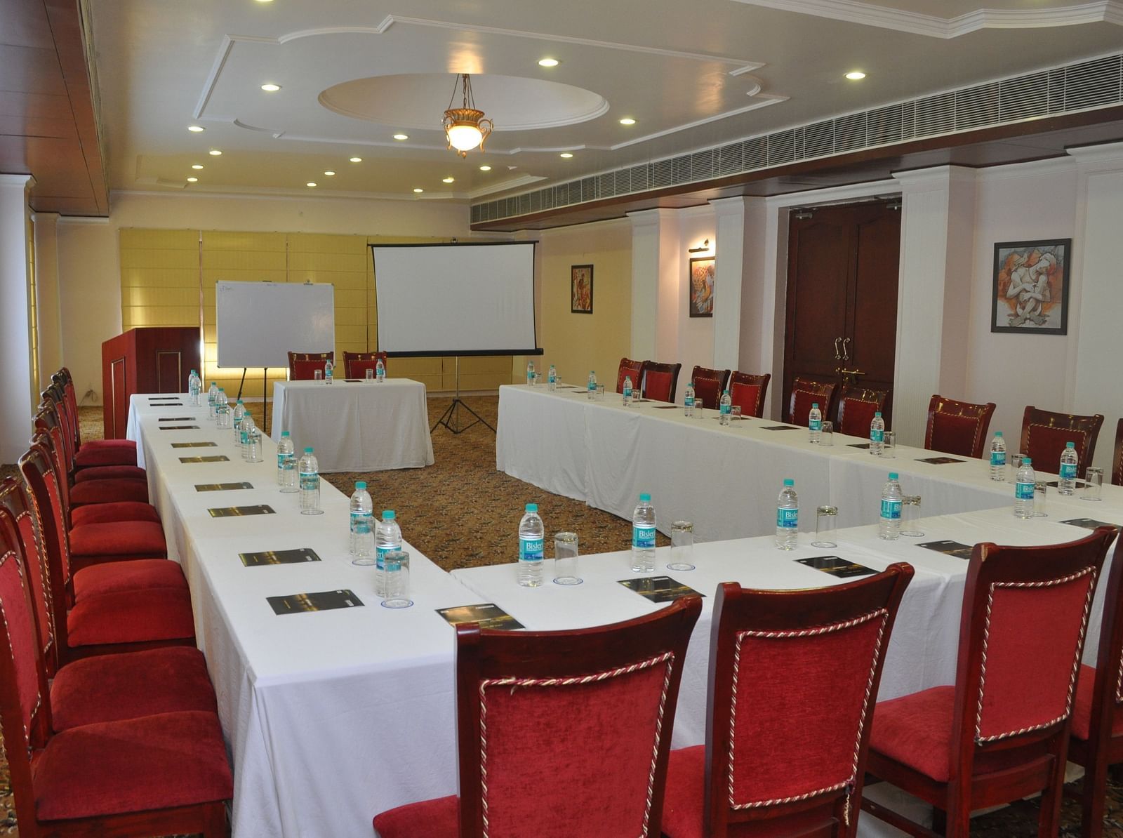 banquetcorbettresort