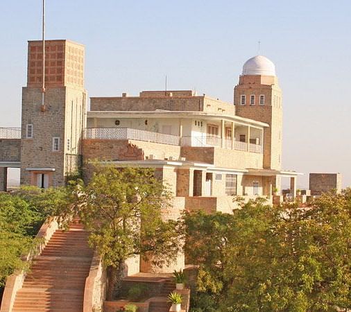 A fcade image of Sardar Samand Palace