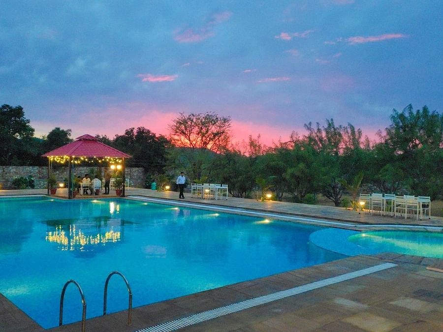Pool