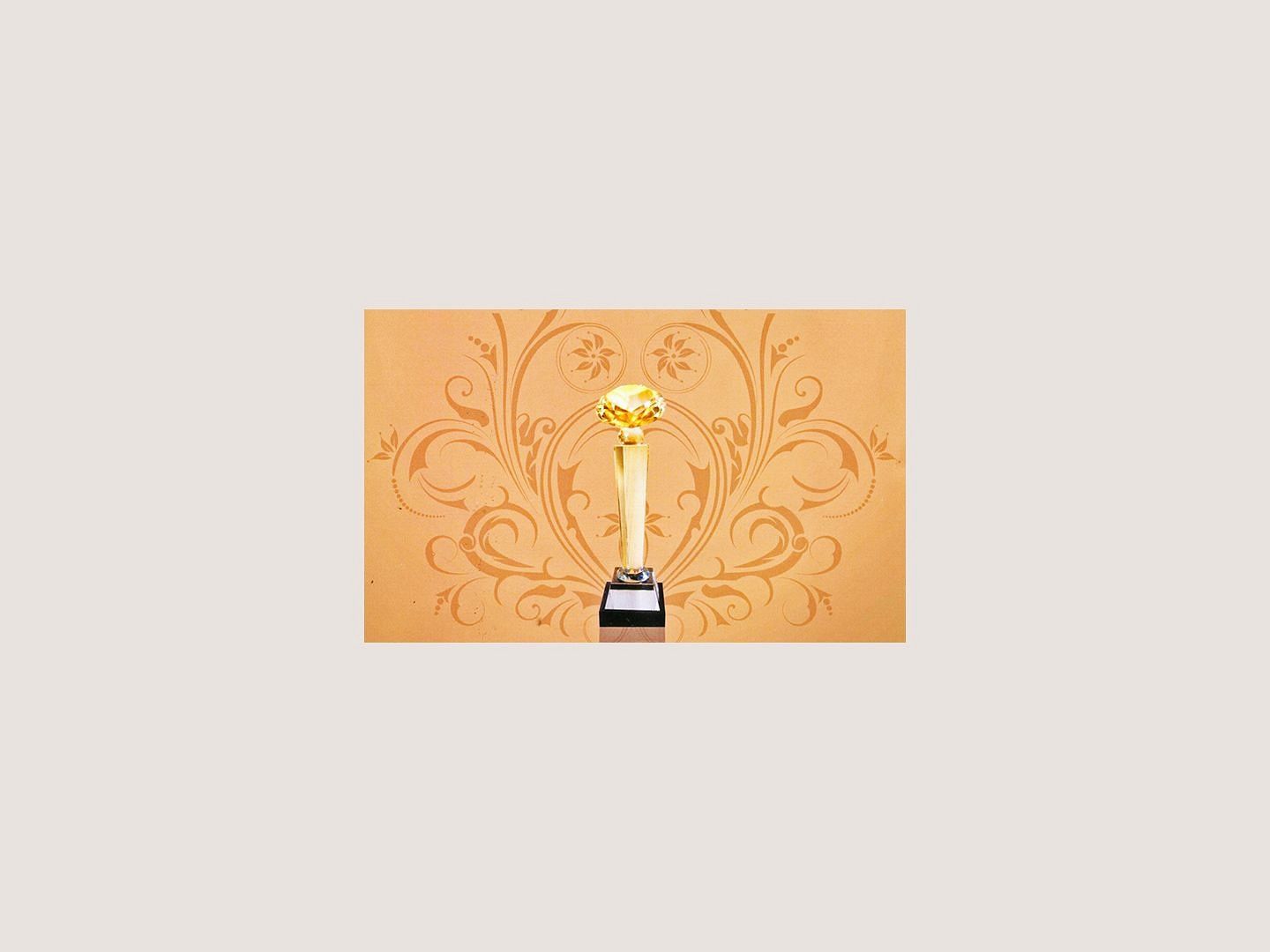 Awards 6 qderzb