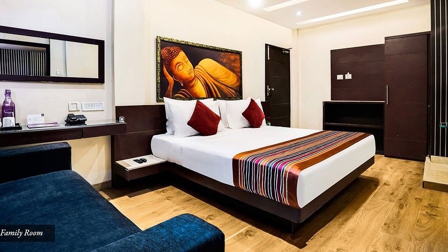 Familyroom1