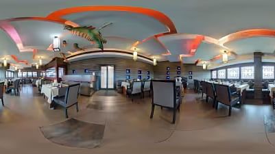 Black Pearl Restaurant at The Renai Cochin zpxfyz