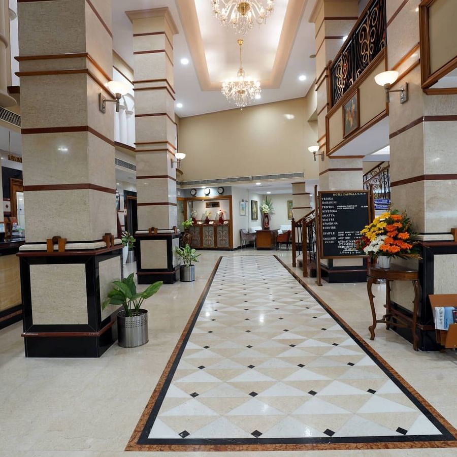 Lobby at Hotel Daspalla Visakhapatnam 4