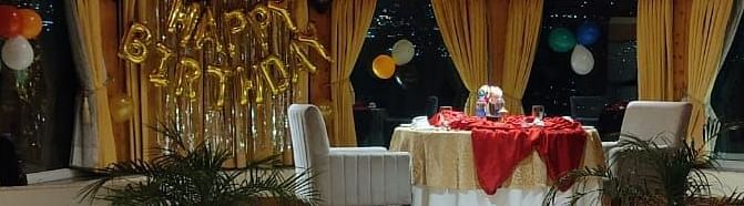  An image of the room with a decoration at zion