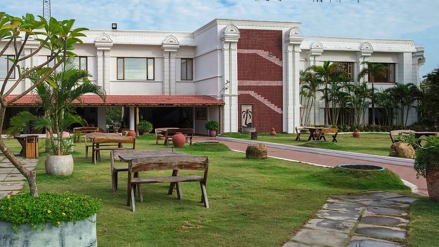 Lawn Lounge View at Chariot Beach Resort in Mahabalipuram 2